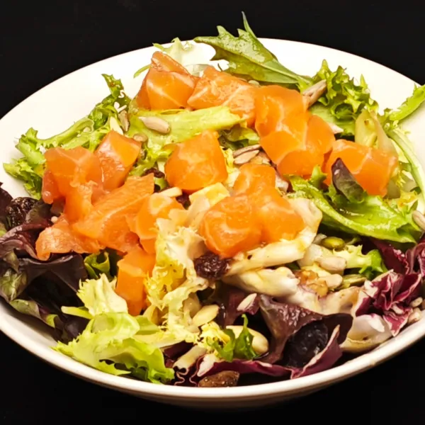 Ensalada de salmón