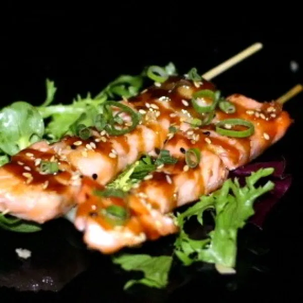 Yakitori de Salmón (2u)