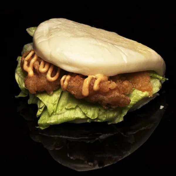 Pan Bao con Pollo karaage