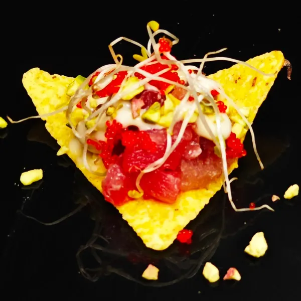Nacho de Atún (2u)